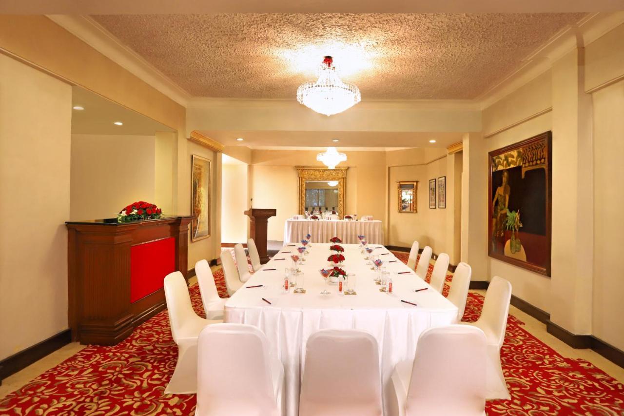 The Ambassador, Marine Drive, Mumbai Otel Dış mekan fotoğraf